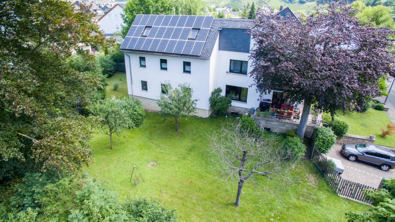 Ferienwohnung Moselblick 베른카슈텔쿠에스 외부 사진